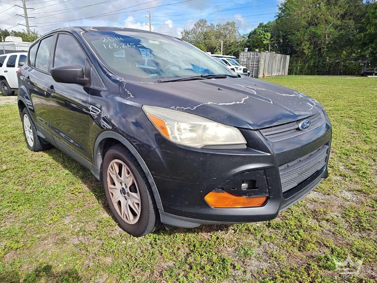 2014-ford-escape-image-2