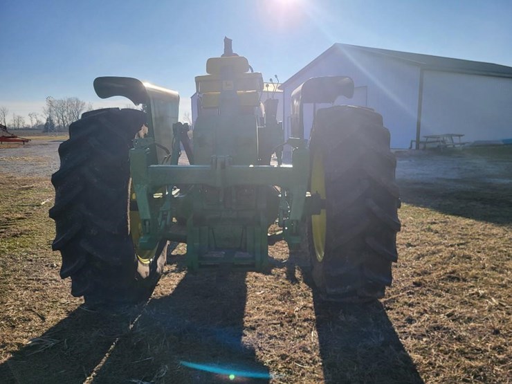 john-deere-4520-image-4