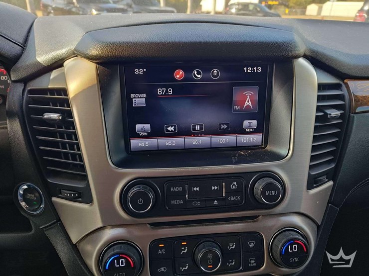 2015-gmc-yukon-denali-image-45