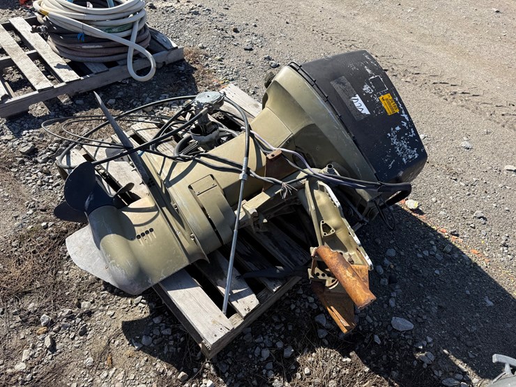 #26195-•-65hp-outboard-motor-inv#-26195-image-1