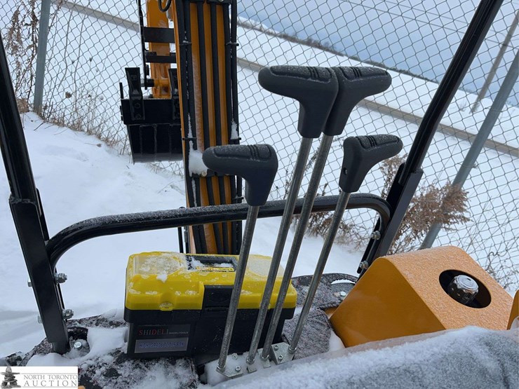 2026-unused-captok-ck15-mini-excavator-image-9