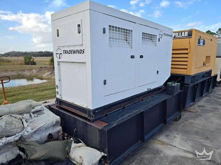 2010-tradewinds-tp-80-kw-standby-generator-image-20