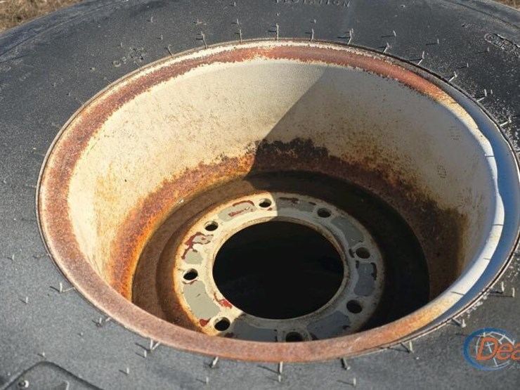 (4)-16.5x16.1-implement-tires-and-rims-image-3