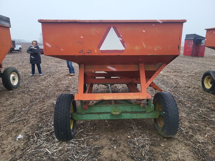 hopper-wagon-w/running-gear-image-3