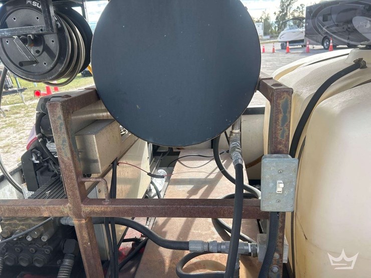 blast-off-hot-pressure-washer-trailer-image-10