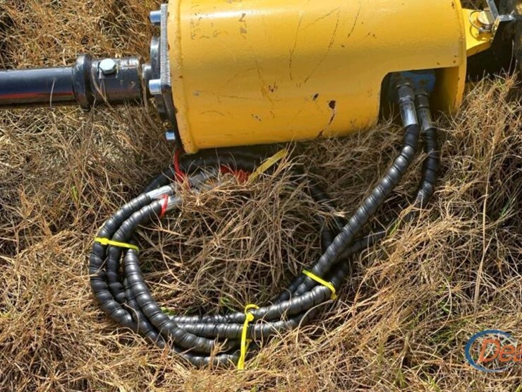 skid-steer-auger-w/2-bits-image-4