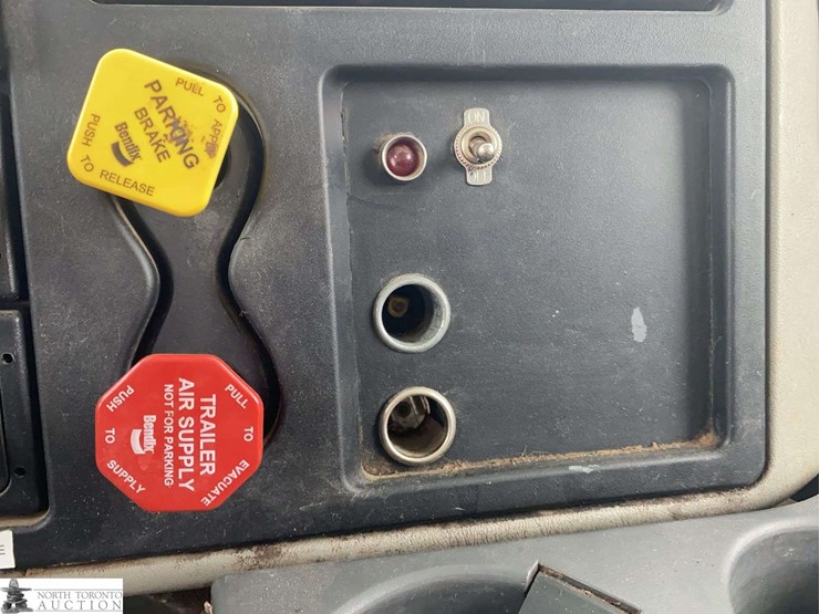 2009-international-durastar-4400-image-30