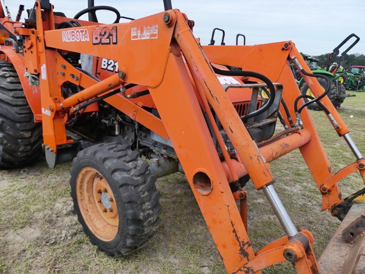 2007-kubota-b21-image-9