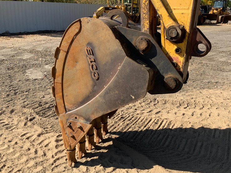 2008-komatsu-pc220-lc-image-12