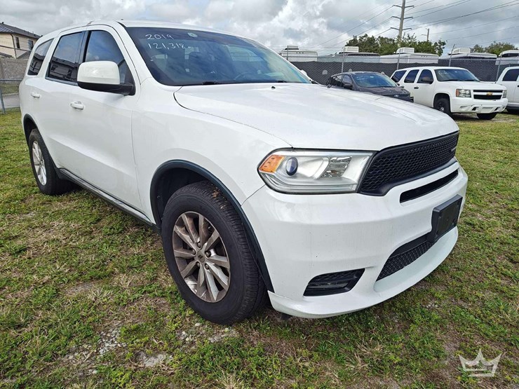 2019-dodge-durango-image-2