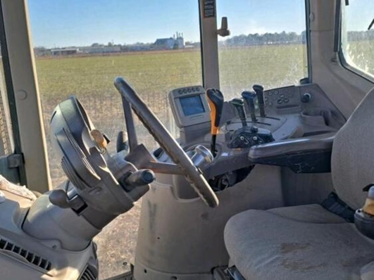 john-deere-7330-image-13