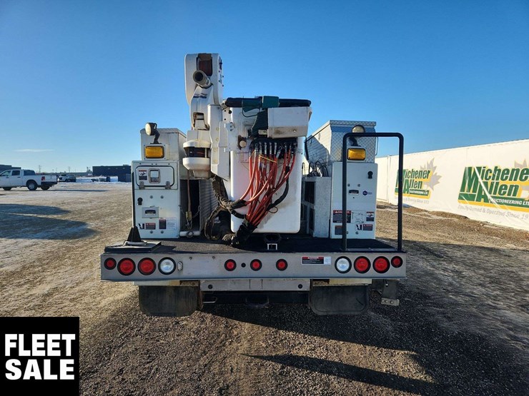 2017-ford-f550-image-7