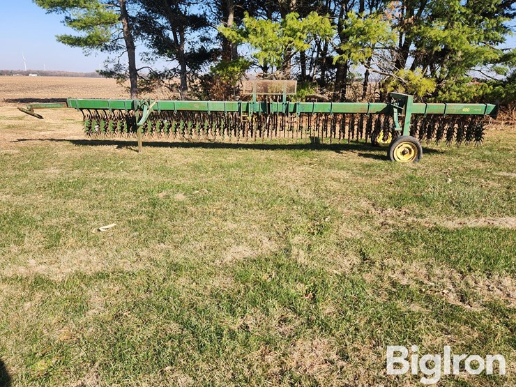 john-deere-400-image-8