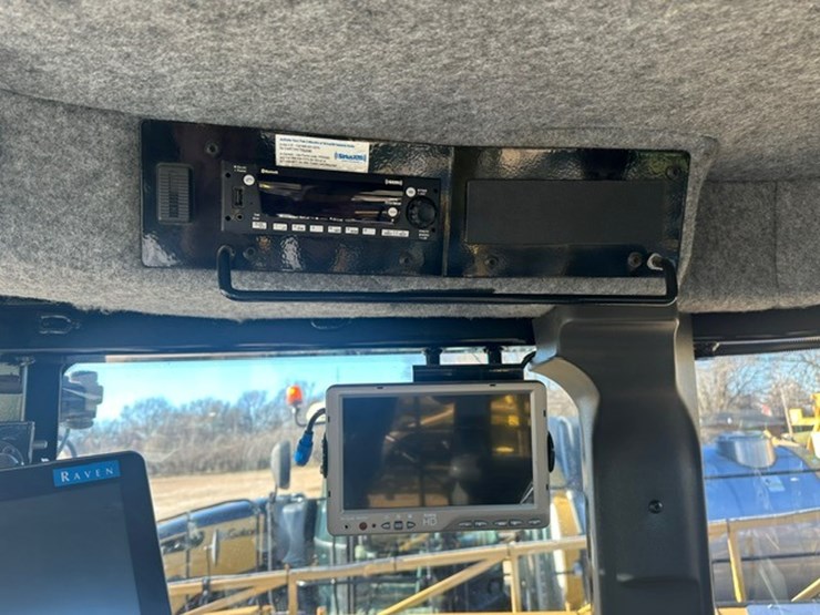 #4295-•-**rogator-900c-4x4-self-propelled-sprayer-agca0900lnnnl1061-image-21