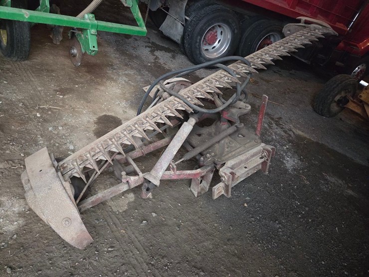 7'-mounted-sickle-bar-mower-image-1