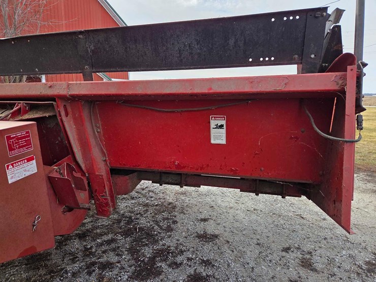 case-ih-1063-image-14