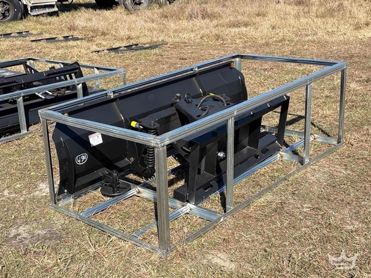 2025-pabreak-6-way-84in.-serrated-hydraulic-dozer-blade-skid-steer-attachment-image-4