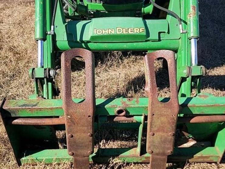 2015-john-deere-5075e-image-4