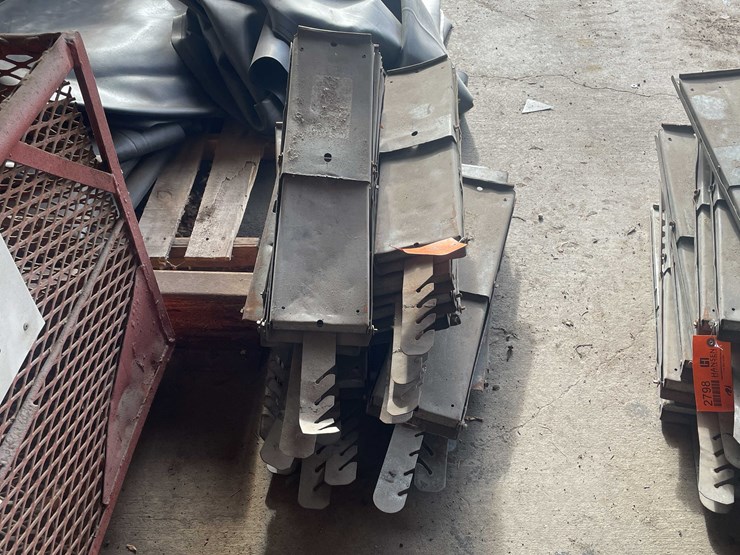 #2797-•-roof-jacks-image-2