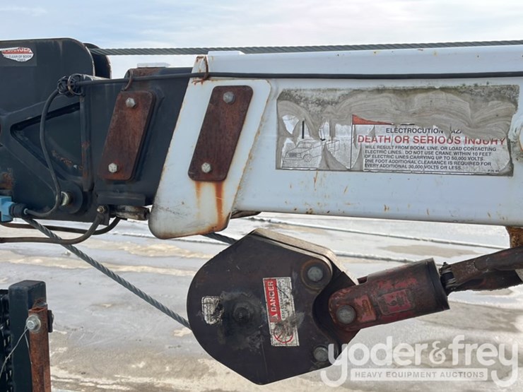 2007-kenworth-t300-image-46