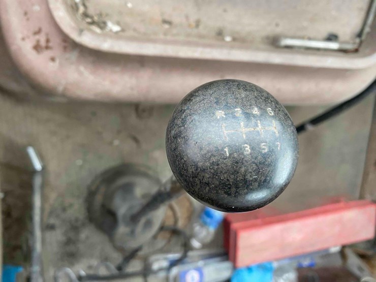 1983-ford-9000-image-75