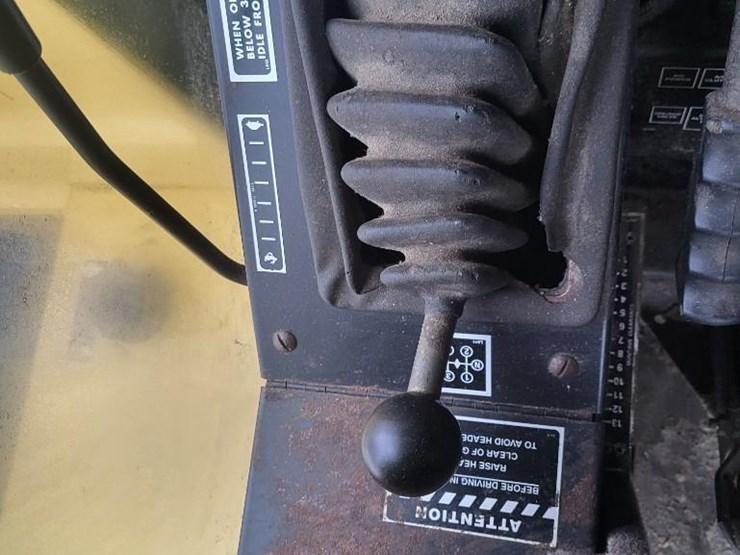 new-holland-tr88-image-72