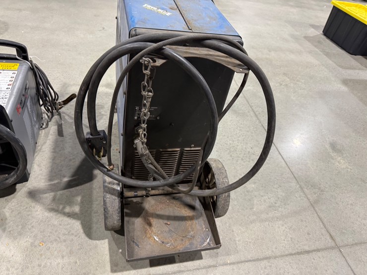 #5329-•-miller-millermatic-250-wire-welder-ke634461-image-2