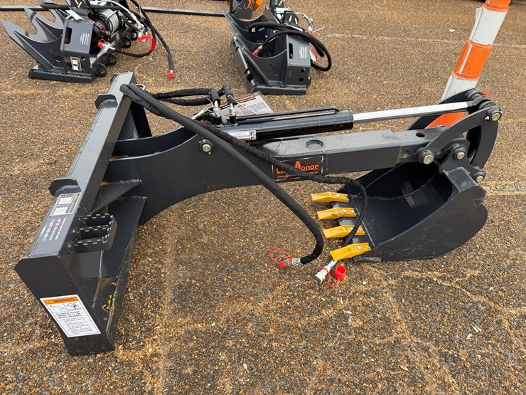 #7946-•-skid-steer-big-arm-backhoe-image-6