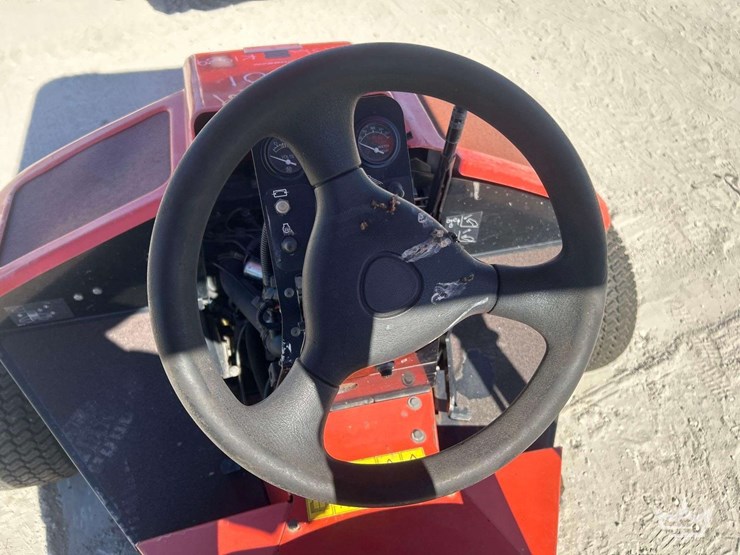 2011-jacobsen-t-700-commercial-reel-mower-image-6