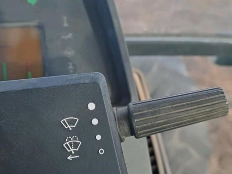 2000-john-deere-7610-image-24