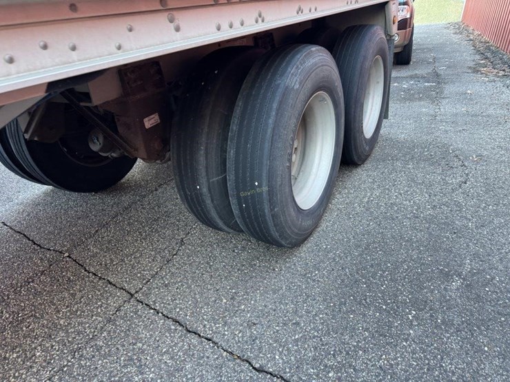 2014-wilson-hopper-bottom-image-6