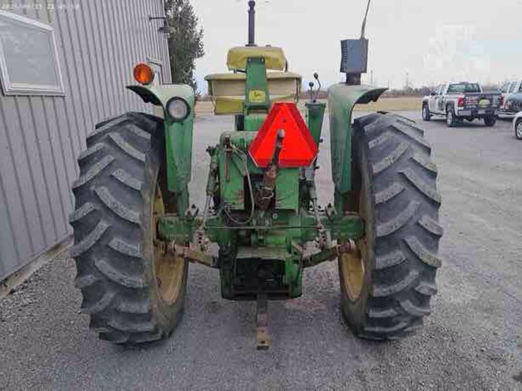 1970-john-deere-3020-image-4