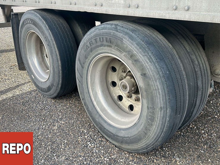 2009-great-dane-53-image-14