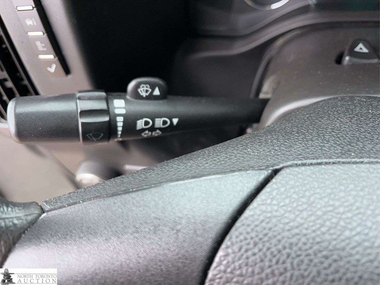 2016-chevrolet-express-g3500-image-22