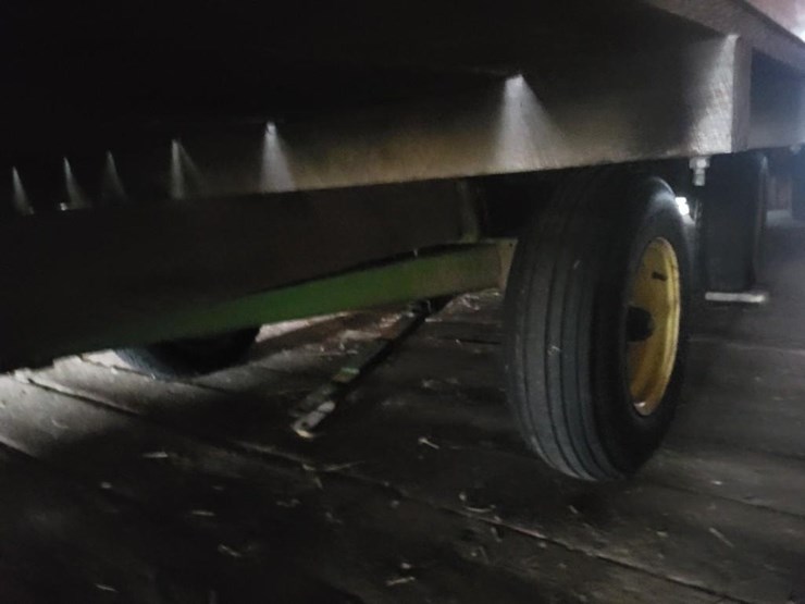 john-deere-1065-image-27