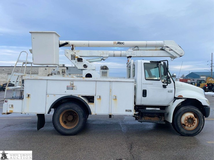 2006-international-durastar-4200-image-6