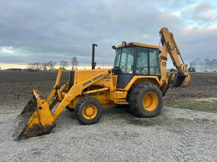 deere-410c-image-2