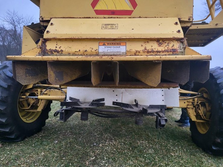 new-holland-tr88-image-29