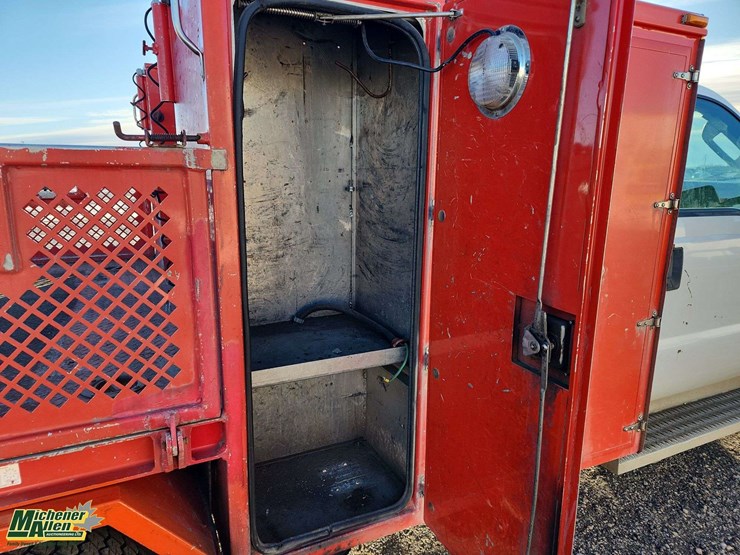 2008-ford-f550-image-33