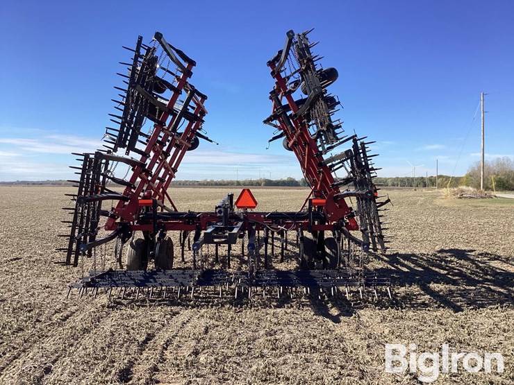 2011-case-ih-200-image-6