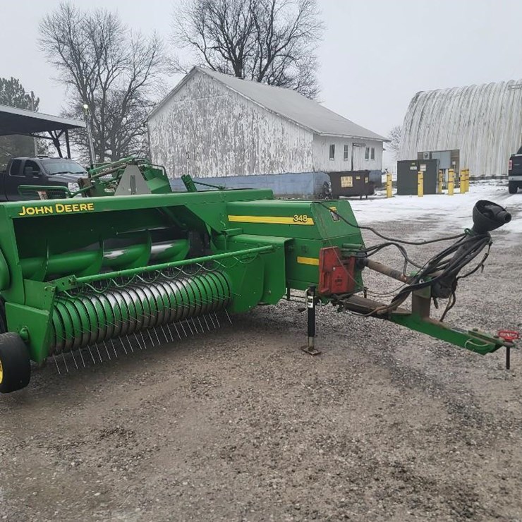 JOHN DEERE 348