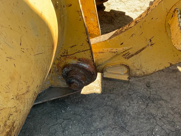 2001-caterpillar-963c-image-16