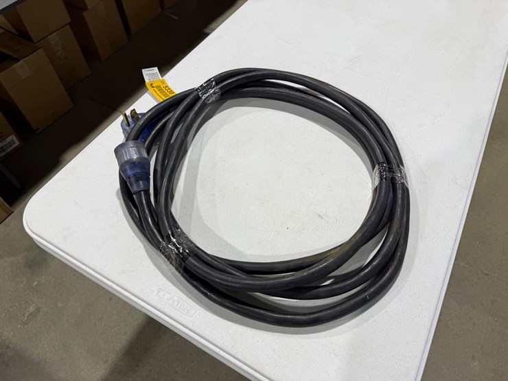 #5330-•-24'-extension-cord-image-2