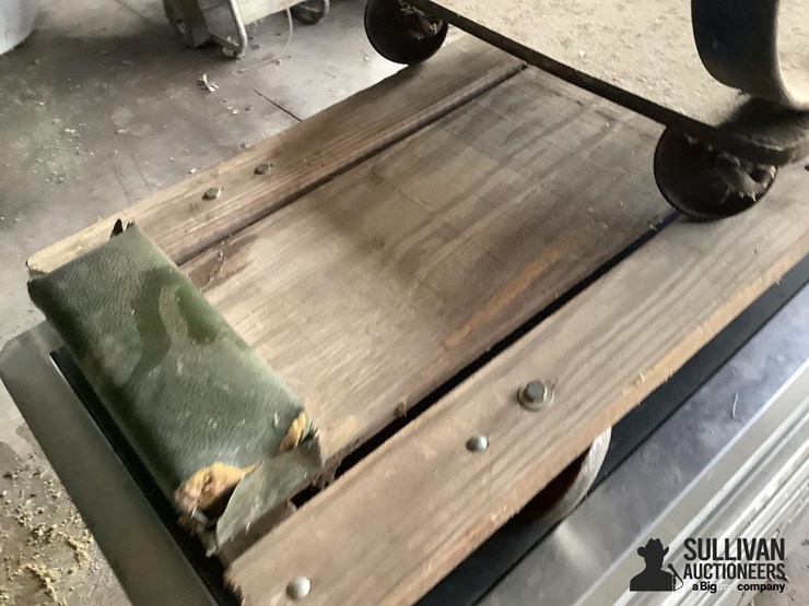 creeper-&-shop-stool-image-13