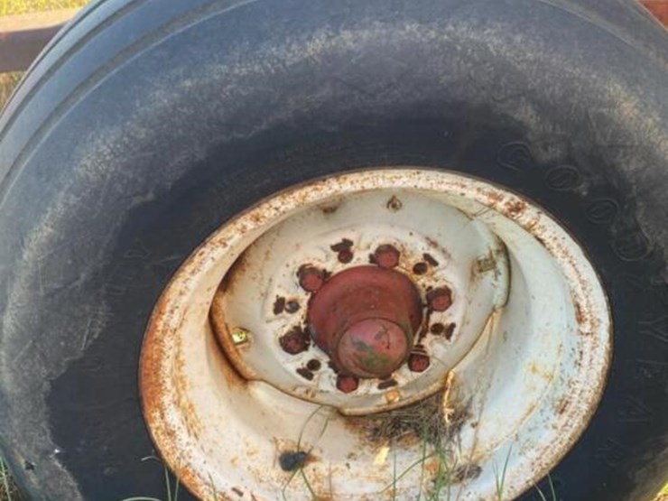 flowez-grain-wagon:-left-side-dump-image-2