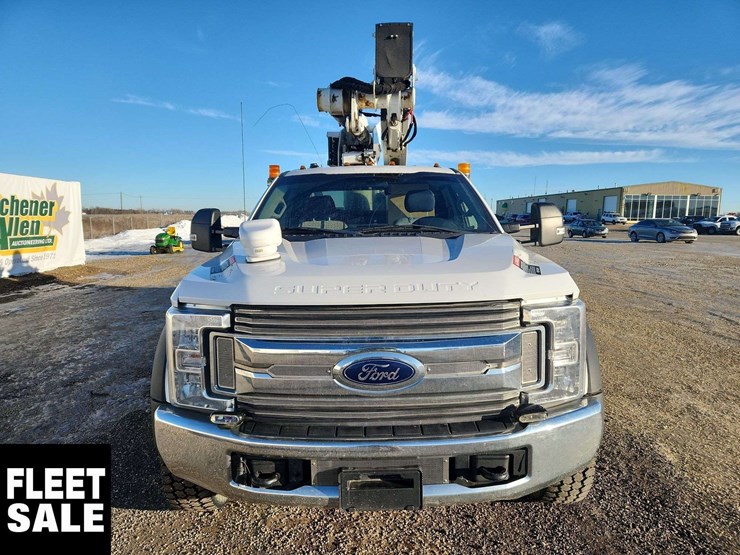 2017-ford-f550-image-9