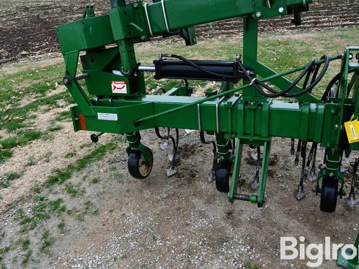 glencoe-8r30-cultivator-image-11