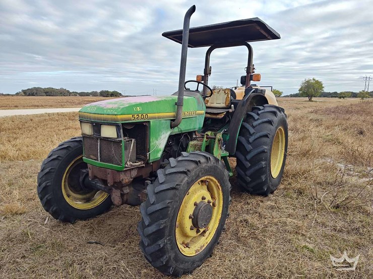 1995-john-deere-5200-image-1