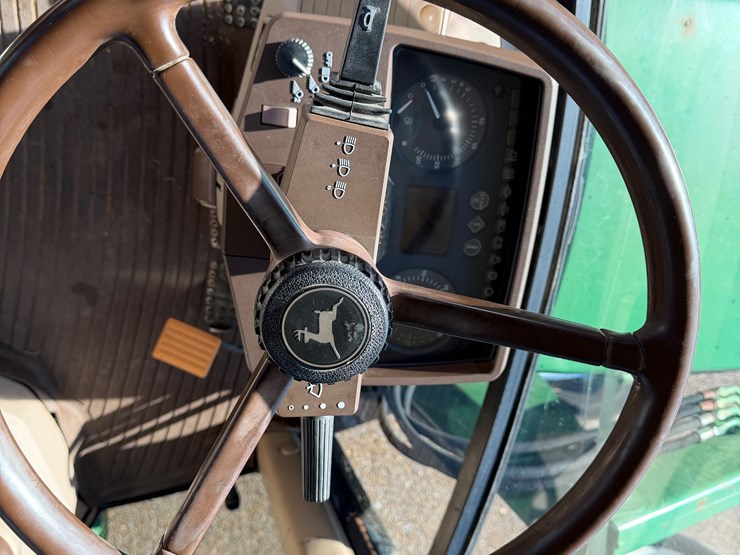 john-deere-6410-image-11