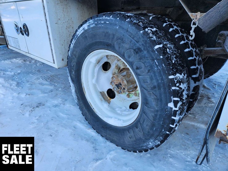 2020-international-mv607-image-11